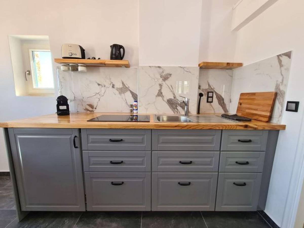 Gythio Townhouseアパートメント エクステリア 写真