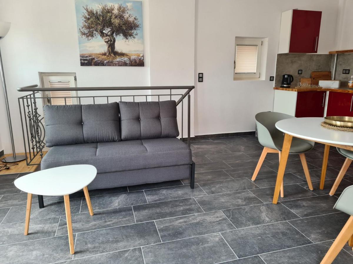 Gythio Townhouseアパートメント エクステリア 写真